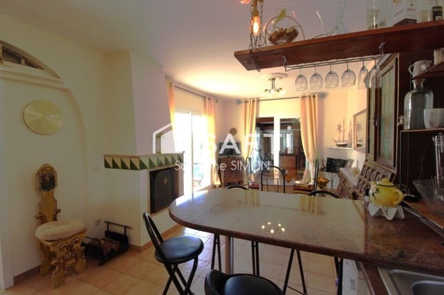 5 makuuhuone Huvila myytävänä paikassa Serra Brava, Lloret de Mar mukana uima-altaan 
autotalli - 449 000 € (Ref: 10022190)