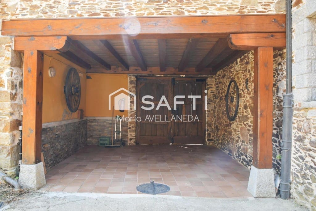 6 Zimmer Finca/Landgut zu verkaufen in Riello - 294.000 € (Ref: 10022191)