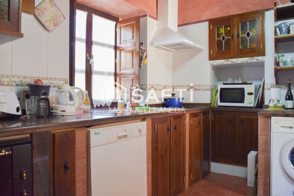 6 Zimmer Finca/Landgut zu verkaufen in Riello - 294.000 € (Ref: 10022191)