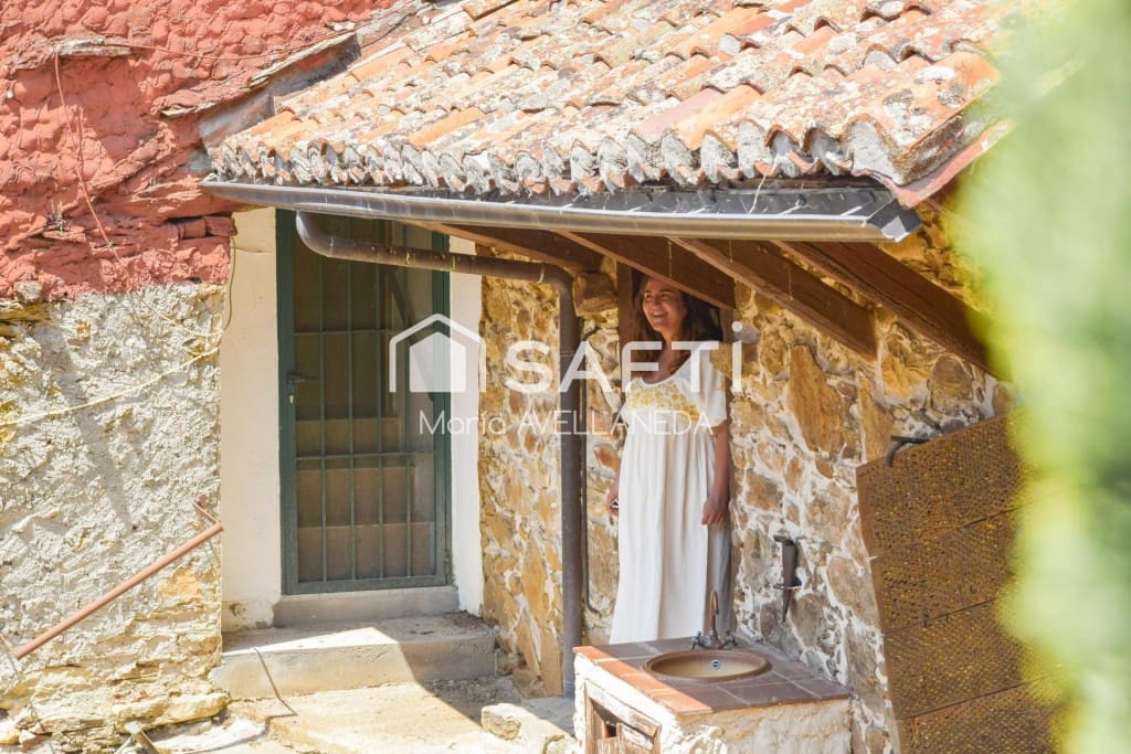 6 Zimmer Finca/Landgut zu verkaufen in Riello - 294.000 € (Ref: 10022191)