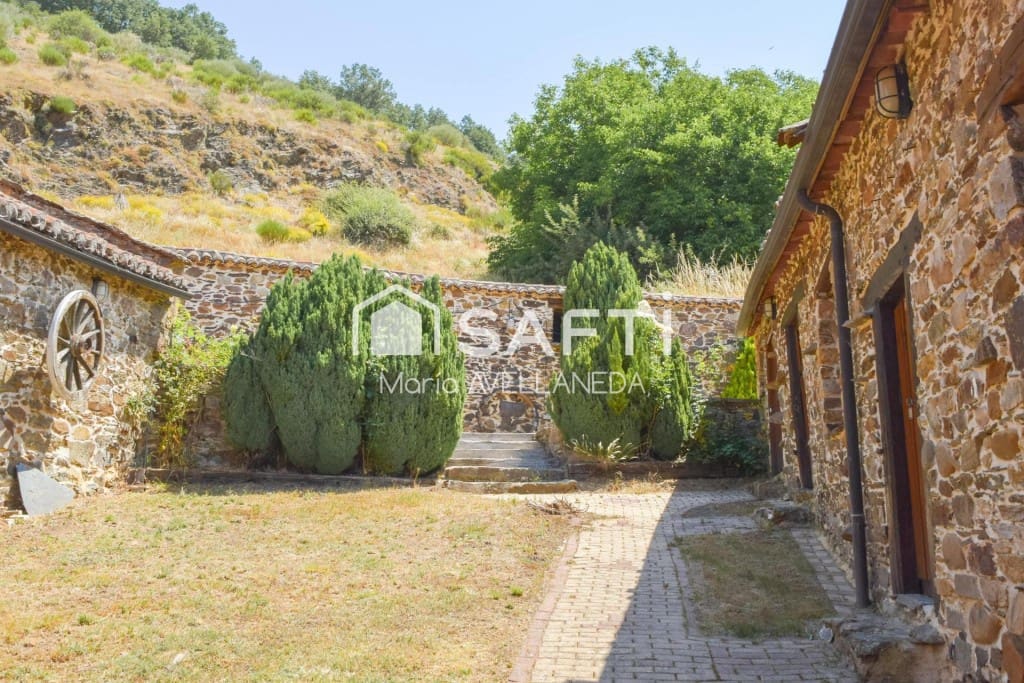 6 Zimmer Finca/Landgut zu verkaufen in Riello - 294.000 € (Ref: 10022191)