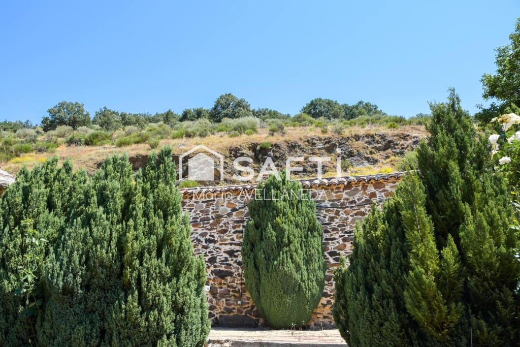 6 Zimmer Finca/Landgut zu verkaufen in Riello - 294.000 € (Ref: 10022191)