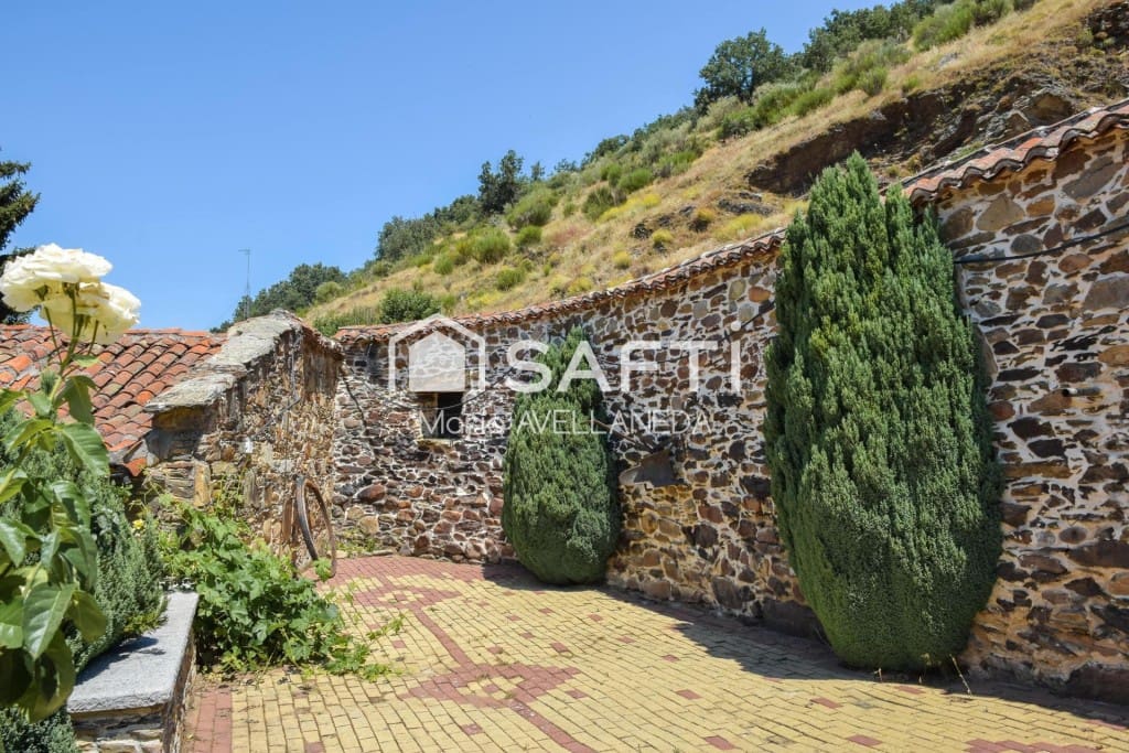 6 Zimmer Finca/Landgut zu verkaufen in Riello - 294.000 € (Ref: 10022191)