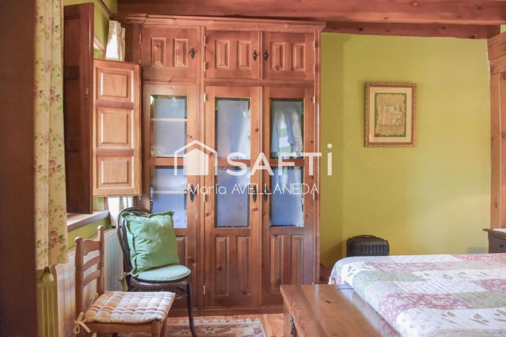 6 Zimmer Finca/Landgut zu verkaufen in Riello - 294.000 € (Ref: 10022191)