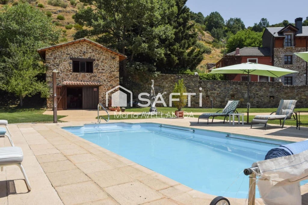 6 Zimmer Finca/Landgut zu verkaufen in Riello - 294.000 € (Ref: 10022191)