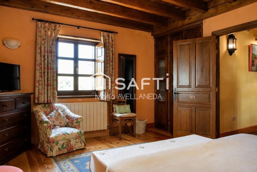 6 bedroom Finca/Country House for sale in Riello with pool garage - € 294,000 (Ref: 10022191)