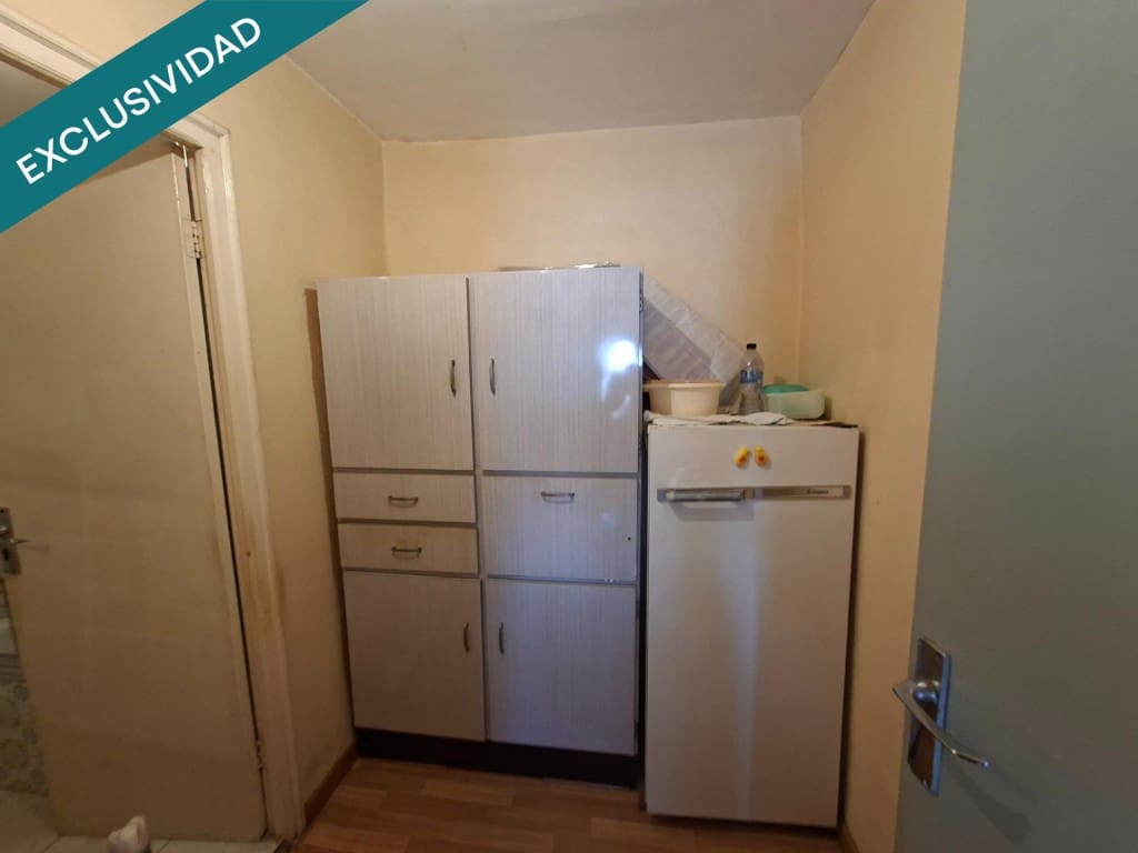 Adosado de 3 habitaciones en Carucedo en venta - 35.000 € (Ref: 10022193)