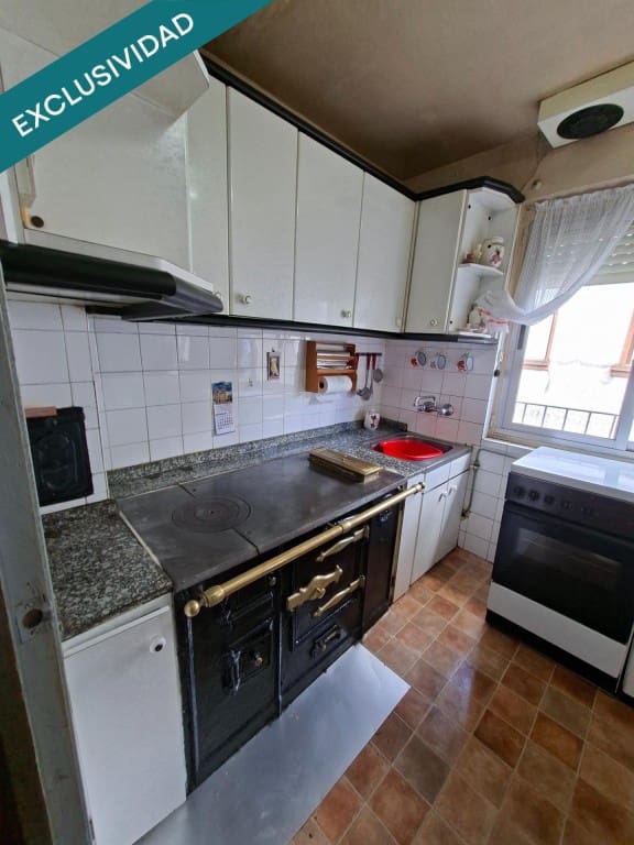 Adosado de 3 habitaciones en Carucedo en venta - 35.000 € (Ref: 10022193)