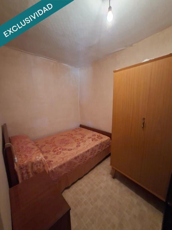 Adosado de 3 habitaciones en Carucedo en venta - 35.000 € (Ref: 10022193)