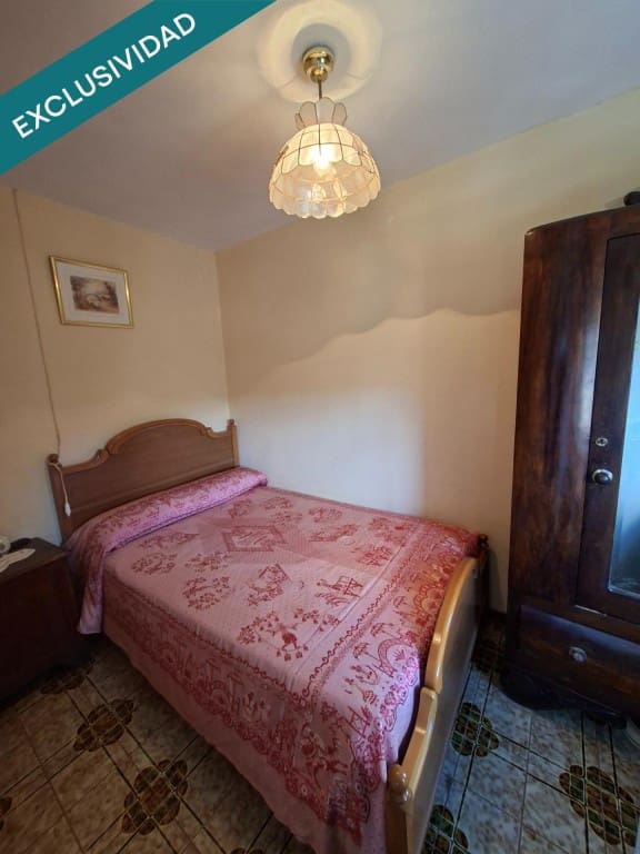Adosado de 3 habitaciones en Carucedo en venta - 35.000 € (Ref: 10022193)