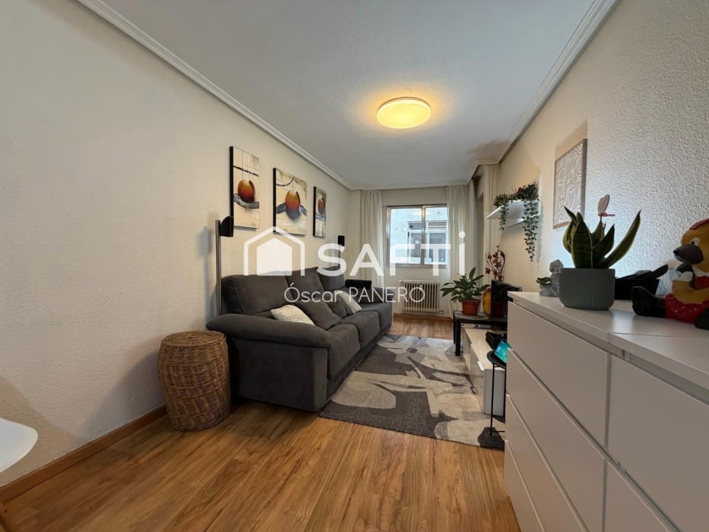 2 sovrum Lägenhet till salu i Leon stad - 169 000 € (Ref: 10022197)