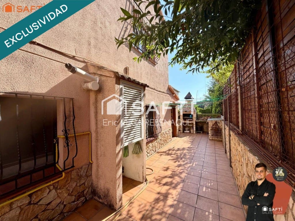 5 Zimmer Villa zu verkaufen in Pineda de Mar mit Garage - 380.000 € (Ref: 10023774)