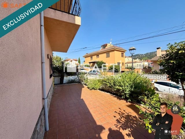 5 Zimmer Villa zu verkaufen in Pineda de Mar mit Garage - 380.000 € (Ref: 10023774)