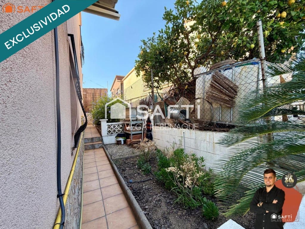 5 Zimmer Villa zu verkaufen in Pineda de Mar mit Garage - 380.000 € (Ref: 10023774)