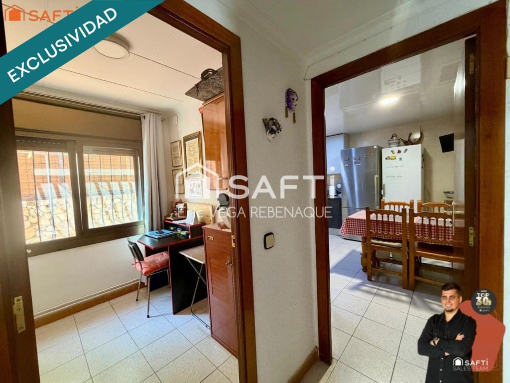 5 Zimmer Villa zu verkaufen in Pineda de Mar mit Garage - 380.000 € (Ref: 10023774)