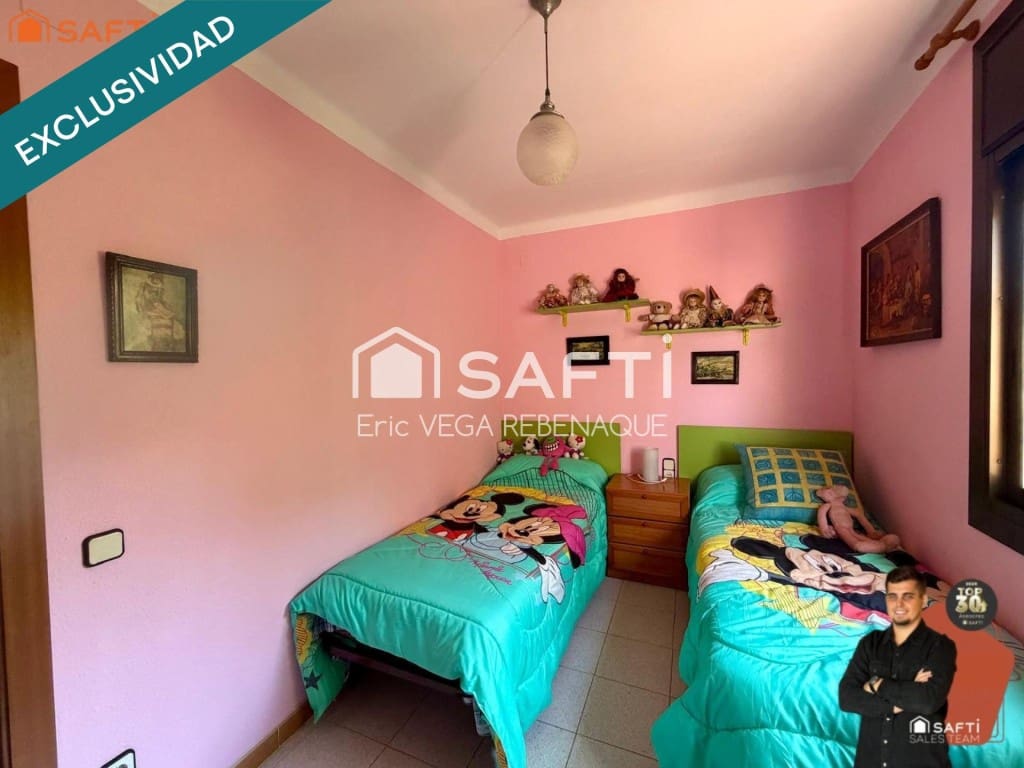 5 Zimmer Villa zu verkaufen in Pineda de Mar mit Garage - 380.000 € (Ref: 10023774)