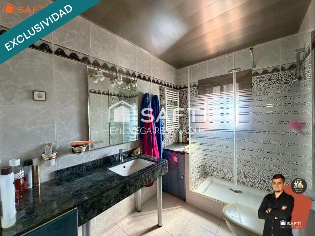 5 Zimmer Villa zu verkaufen in Pineda de Mar mit Garage - 380.000 € (Ref: 10023774)