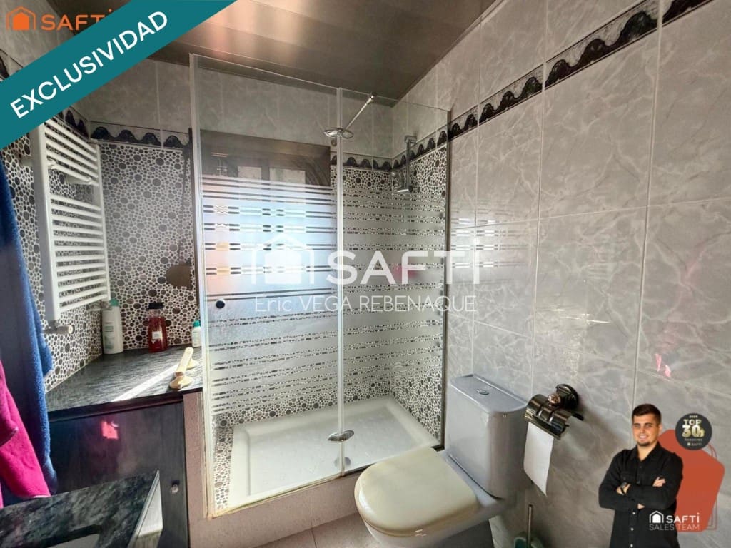 5 Zimmer Villa zu verkaufen in Pineda de Mar mit Garage - 380.000 € (Ref: 10023774)