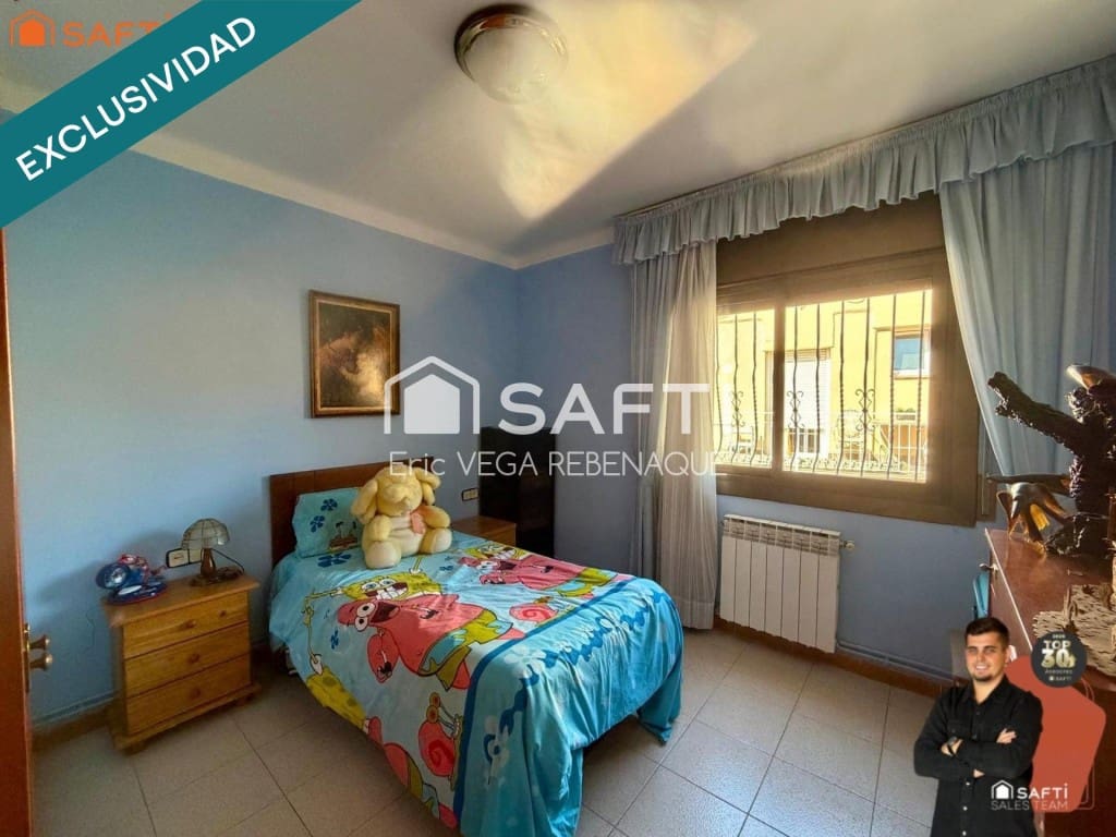 5 Zimmer Villa zu verkaufen in Pineda de Mar mit Garage - 380.000 € (Ref: 10023774)