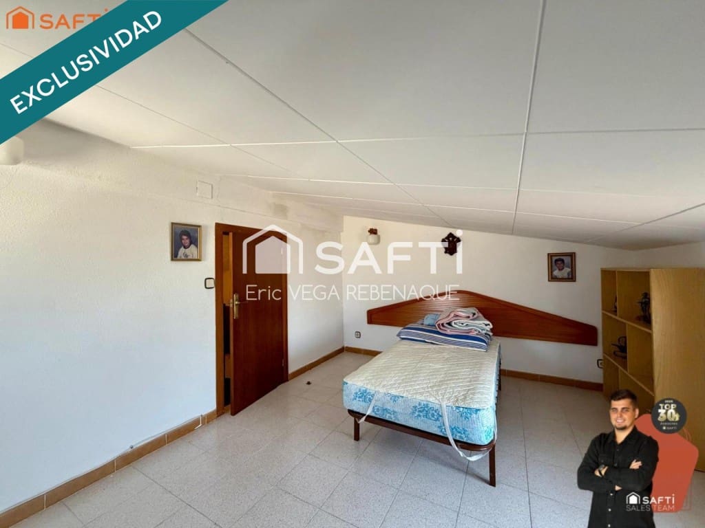 5 Zimmer Villa zu verkaufen in Pineda de Mar mit Garage - 380.000 € (Ref: 10023774)