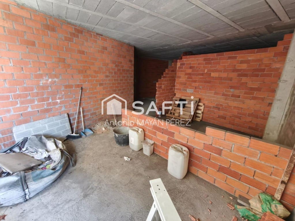 Kommersiell till salu i Ribeira - 67 500 € (Ref: 10023775)