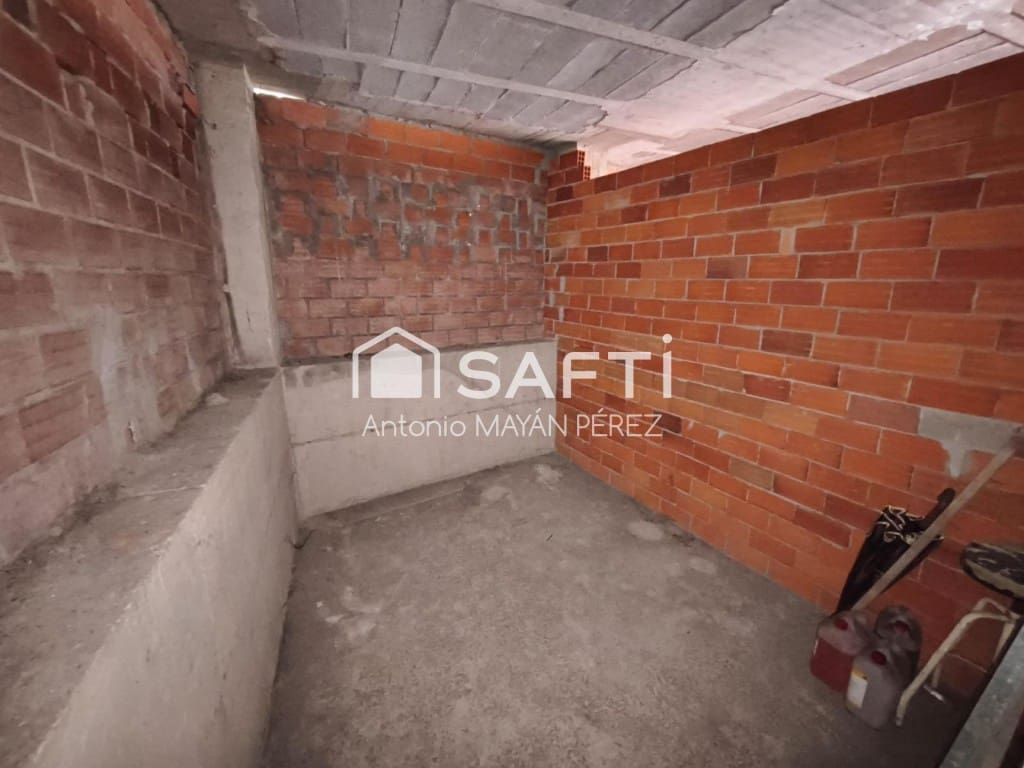 Kommersiell till salu i Ribeira - 67 500 € (Ref: 10023775)