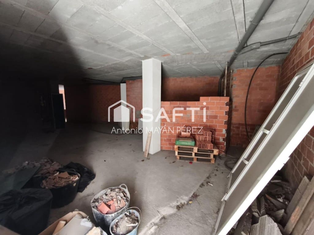 Kommersiell till salu i Ribeira - 67 500 € (Ref: 10023775)