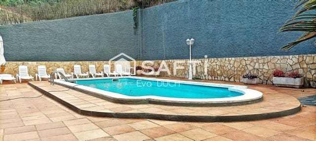 4 Zimmer Villa zu verkaufen in Mas Altaba, Maçanet de la Selva mit Pool Garage - 380.000 € (Ref: 10023776)