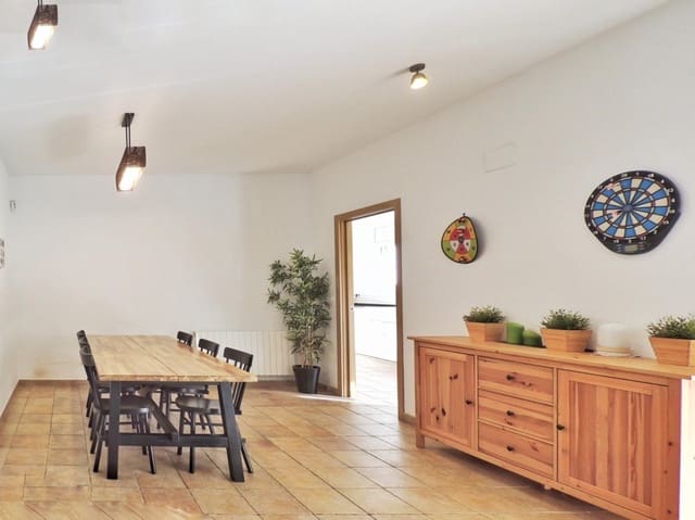 3 Zimmer Villa zu verkaufen in Mas Altaba, Maçanet de la Selva mit Pool - 320.000 € (Ref: 10023777)