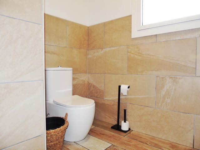 3 Zimmer Villa zu verkaufen in Mas Altaba, Maçanet de la Selva mit Pool - 320.000 € (Ref: 10023777)