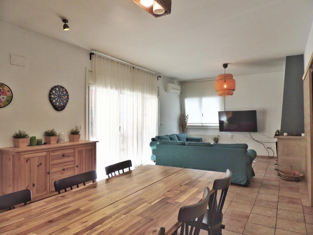 3 makuuhuone Huvila myytävänä paikassa Macanet de la Selva mukana uima-altaan - 320 000 € (Ref: 10023777)