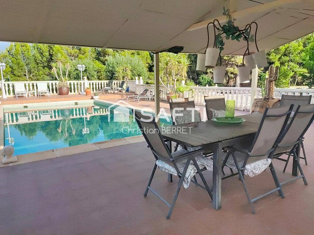 7 soverom Villa til salgs i Alborache med svømmebasseng garasje - € 445 000 (Ref: 10023779)