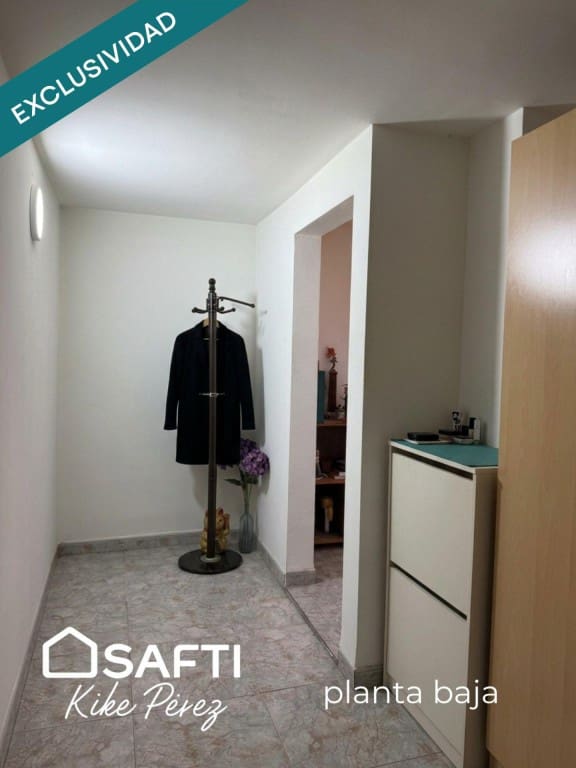 5 slaapkamer Villa te koop in Alguaire met garage - € 249.000 (Ref: 10023780)