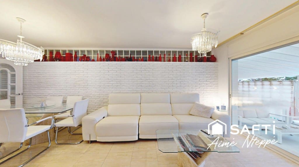 5 Zimmer Villa zu verkaufen in Girona Stadt mit Pool Garage - 750.000 € (Ref: 10025386)
