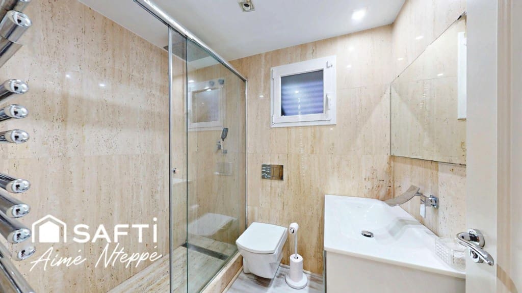 5 Zimmer Villa zu verkaufen in Girona Stadt mit Pool Garage - 750.000 € (Ref: 10025386)