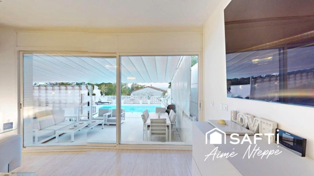 5 Zimmer Villa zu verkaufen in Girona Stadt mit Pool Garage - 750.000 € (Ref: 10025386)