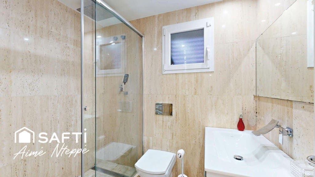 5 Zimmer Villa zu verkaufen in Girona Stadt mit Pool Garage - 750.000 € (Ref: 10025386)