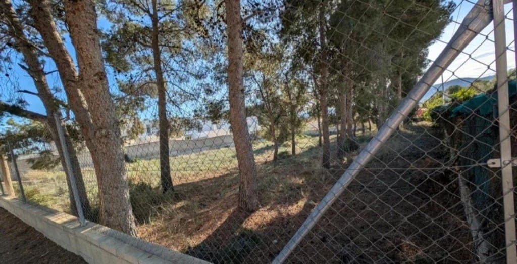 Building Plot for sale in Petrel / Petrer - € 182,530 (Ref: 10026999)