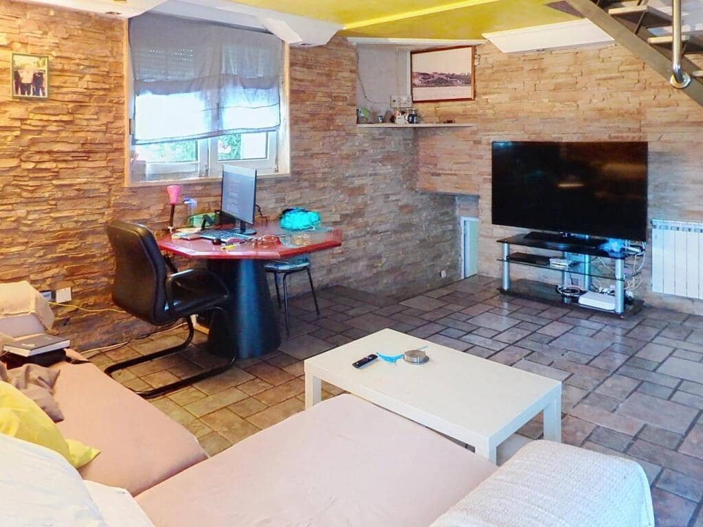 5 bedroom Villa for sale in Santander with pool garage - € 1,050,000 (Ref: 10027000)