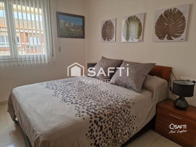 3 bedroom Penthouse for sale in Roses with garage - € 399,000 (Ref: 10027001)
