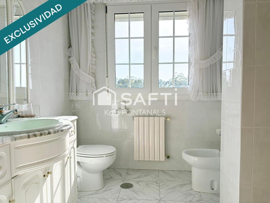 Oficina en Sanxenxo en venta - 950.000 € (Ref: 10027003)