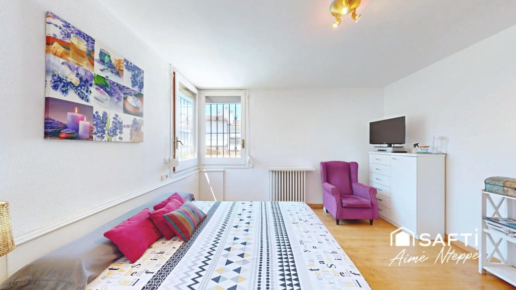 6 Zimmer Villa zu verkaufen in Llanca mit Pool - 790.000 € (Ref: 10030228)