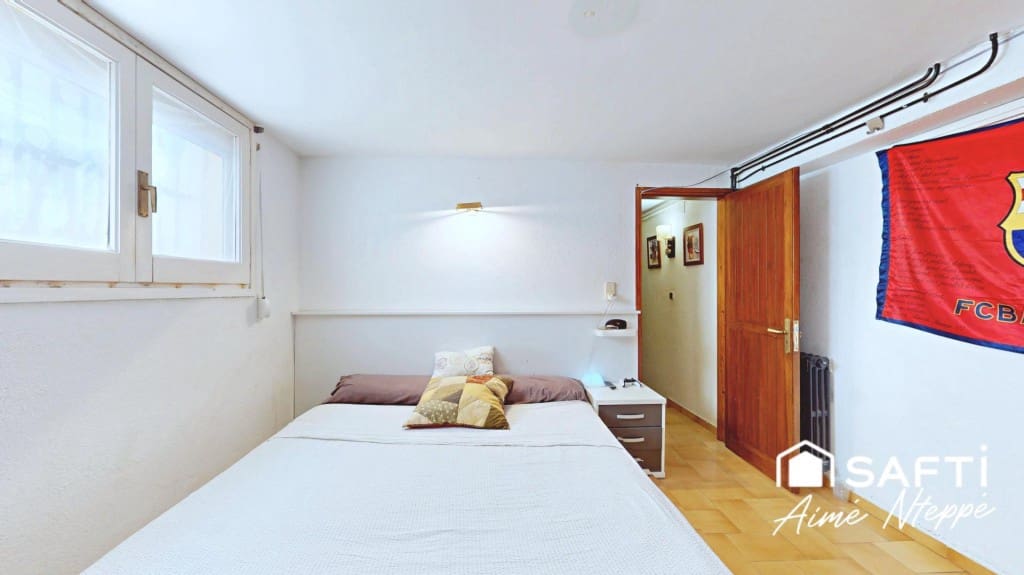 6 Zimmer Villa zu verkaufen in Llanca mit Pool - 790.000 € (Ref: 10030228)