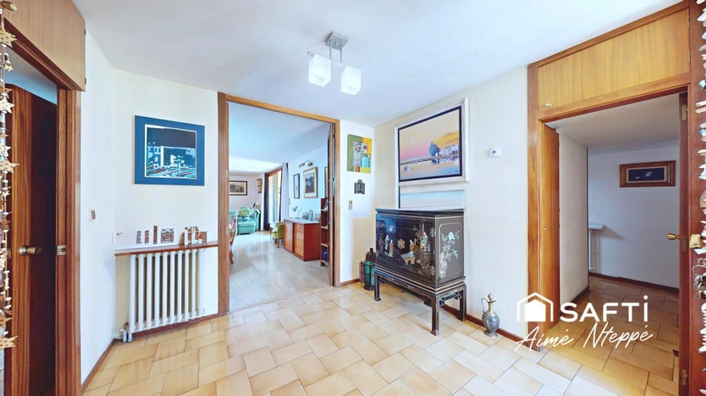 6 Zimmer Villa zu verkaufen in Llanca mit Pool - 790.000 € (Ref: 10030228)