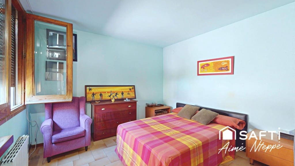 6 Zimmer Villa zu verkaufen in Llanca mit Pool - 790.000 € (Ref: 10030228)