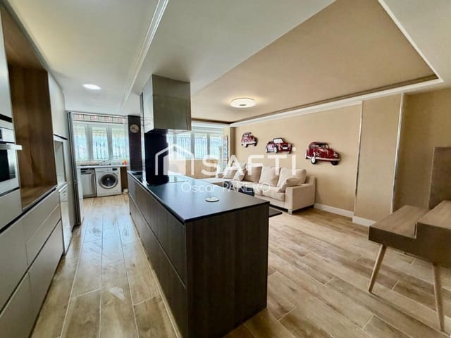 3 bedroom Apartment for sale in León city - € 275,000 (Ref: 10030232)