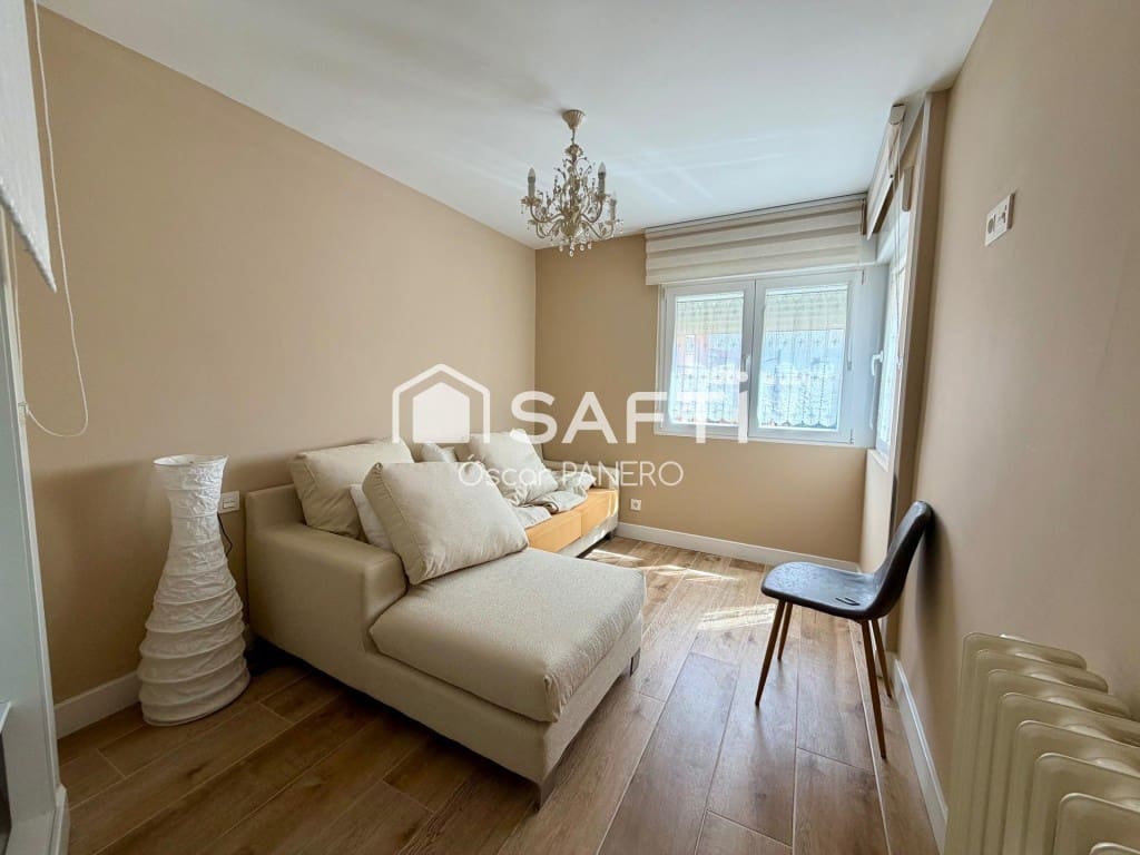 3 sovrum Lägenhet till salu i Leon stad - 275 000 € (Ref: 10030232)