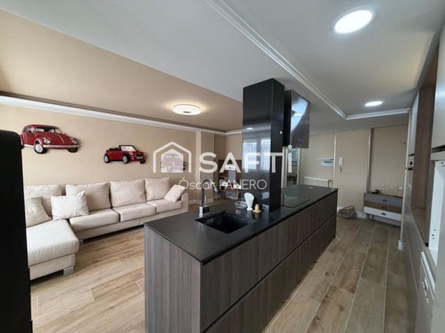 3 bedroom Apartment for sale in León city - € 275,000 (Ref: 10030232)