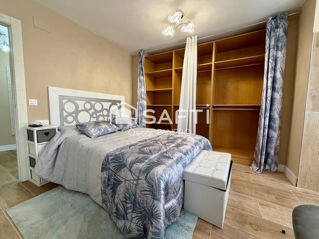 3 sovrum Lägenhet till salu i Leon stad - 275 000 € (Ref: 10030232)