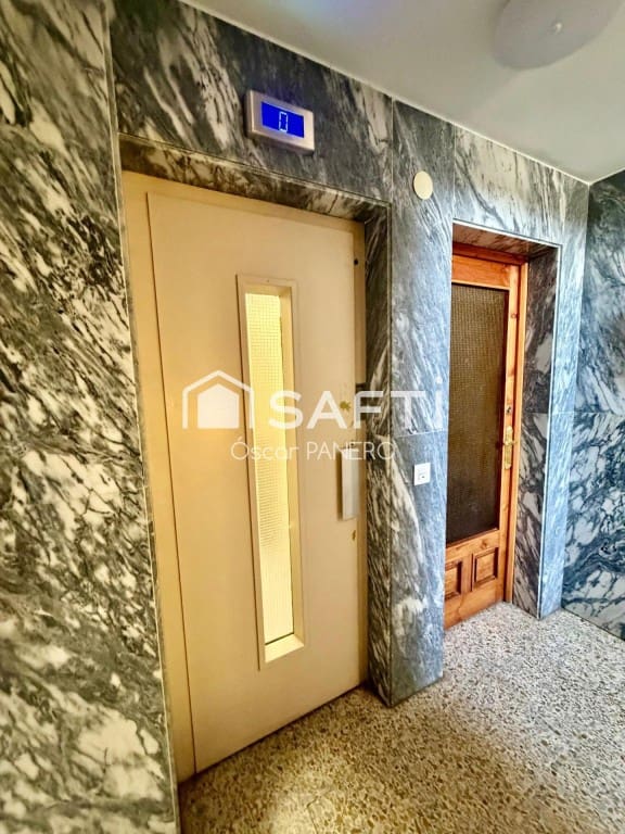 3 sovrum Lägenhet till salu i Leon stad - 275 000 € (Ref: 10030232)